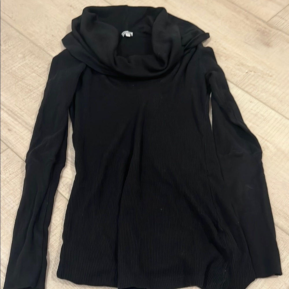 Splendid Black Fitted Long Sleeve Hoodie